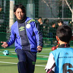 サッカー選手　遠藤彰弘さん